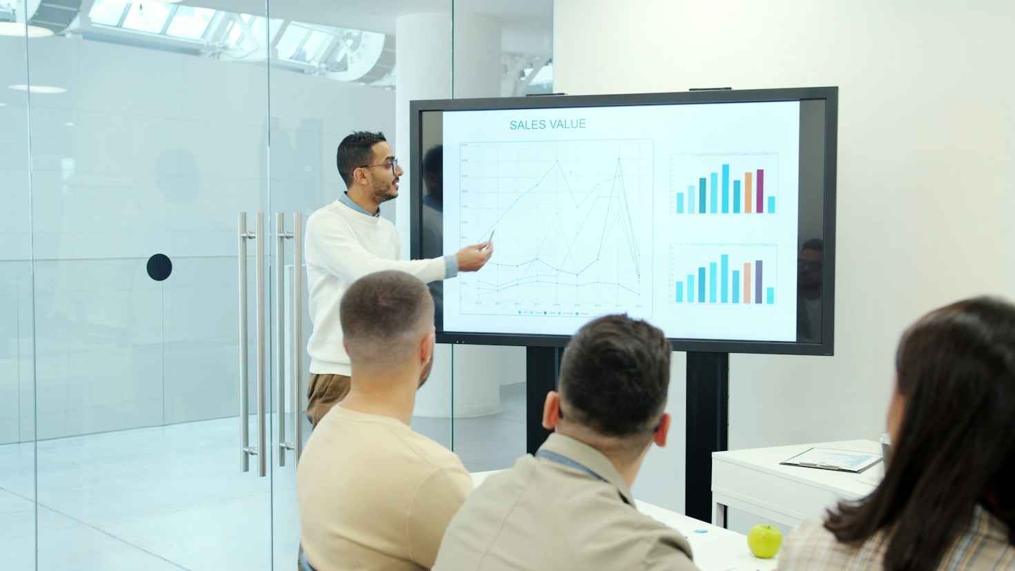 Strategies for Amplifying Brand Reach Across Global Markets